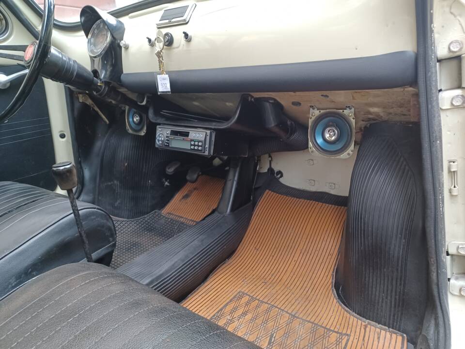 Image 46/59 of FIAT 500 R (1973)