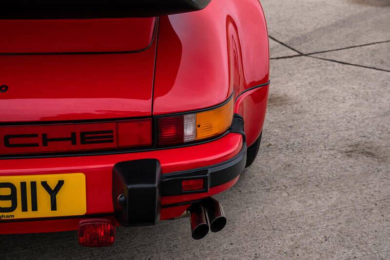 Afbeelding 36/50 van Porsche 911 Turbo 3.3 Flatnose (1986)