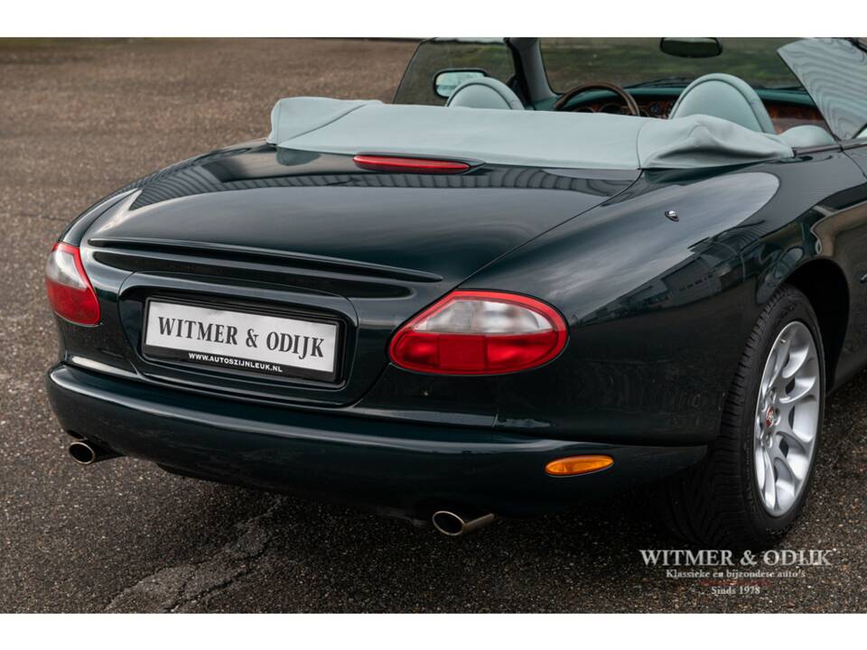 Bild 24/33 von Jaguar XKR (1999)