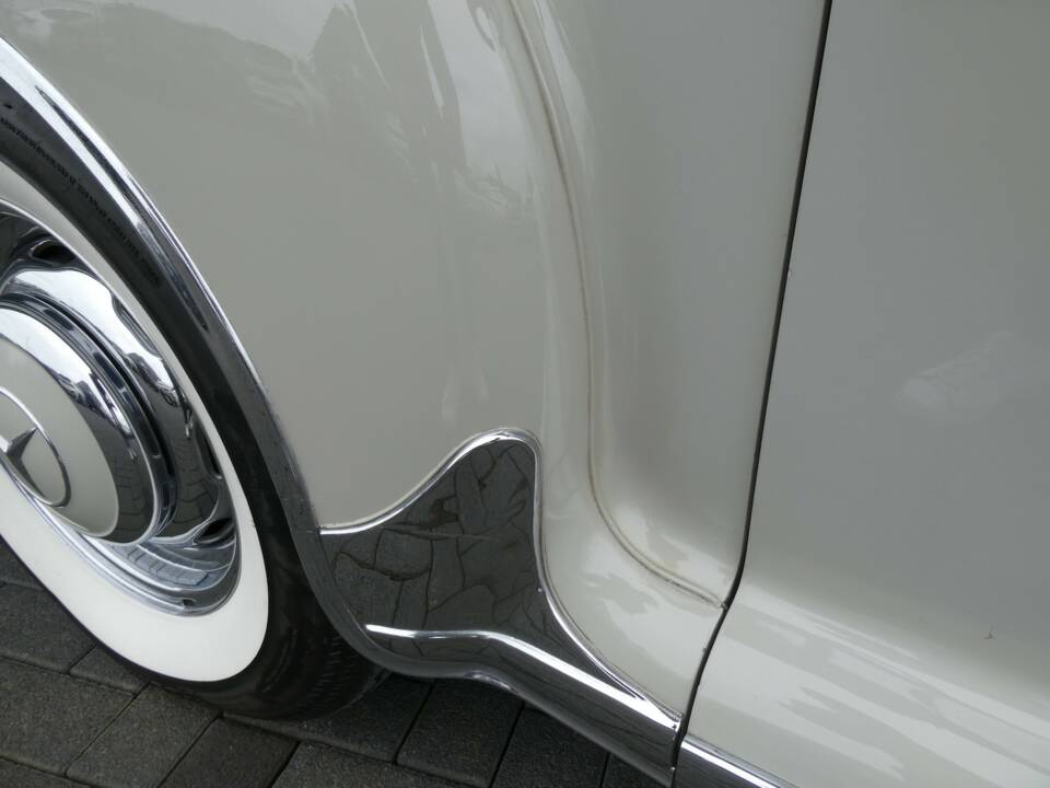 Immagine 29/33 di Mercedes-Benz 300 Sc Cabriolet A (1957)