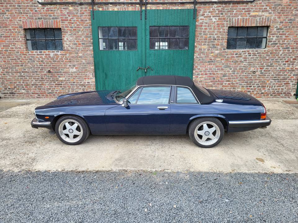 Image 2/38 de Jaguar XJ-SC H.E. (1986)