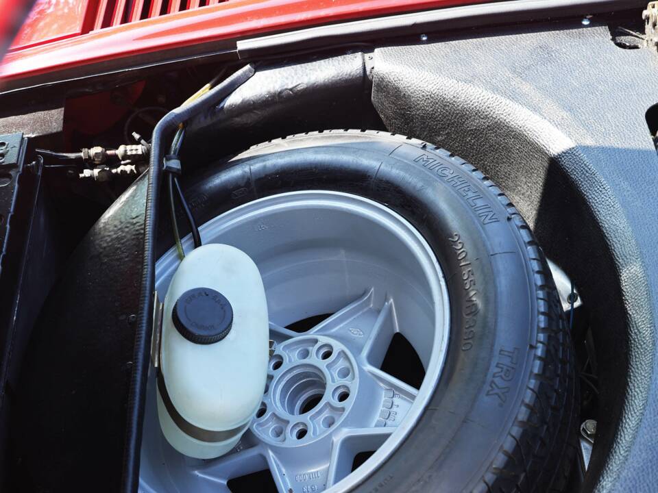 Image 53/61 of Ferrari 308 GTBi (1982)