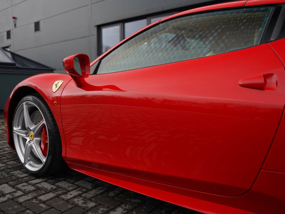 Bild 48/50 von Ferrari 458 Spider (2013)