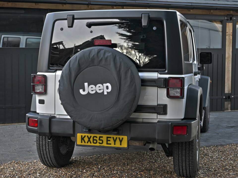 Imagen 10/50 de Jeep Wrangler 3.6 V6 (2015)