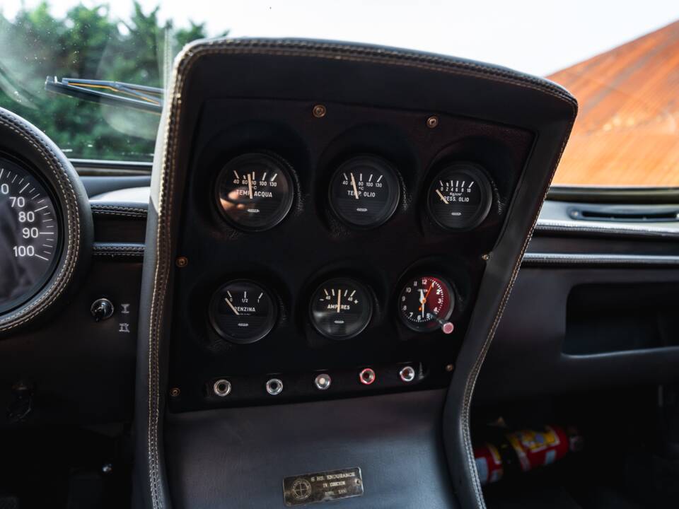 Afbeelding 23/56 van Lamborghini Miura P 400 S (1969)