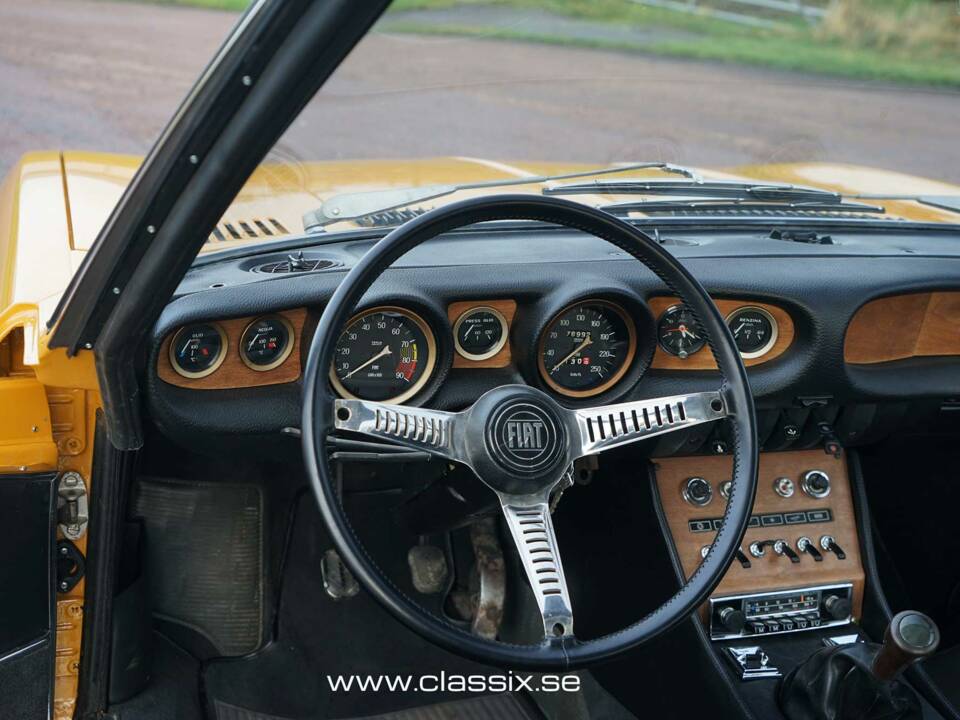 Bild 10/28 von FIAT Dino Coupe (1968)
