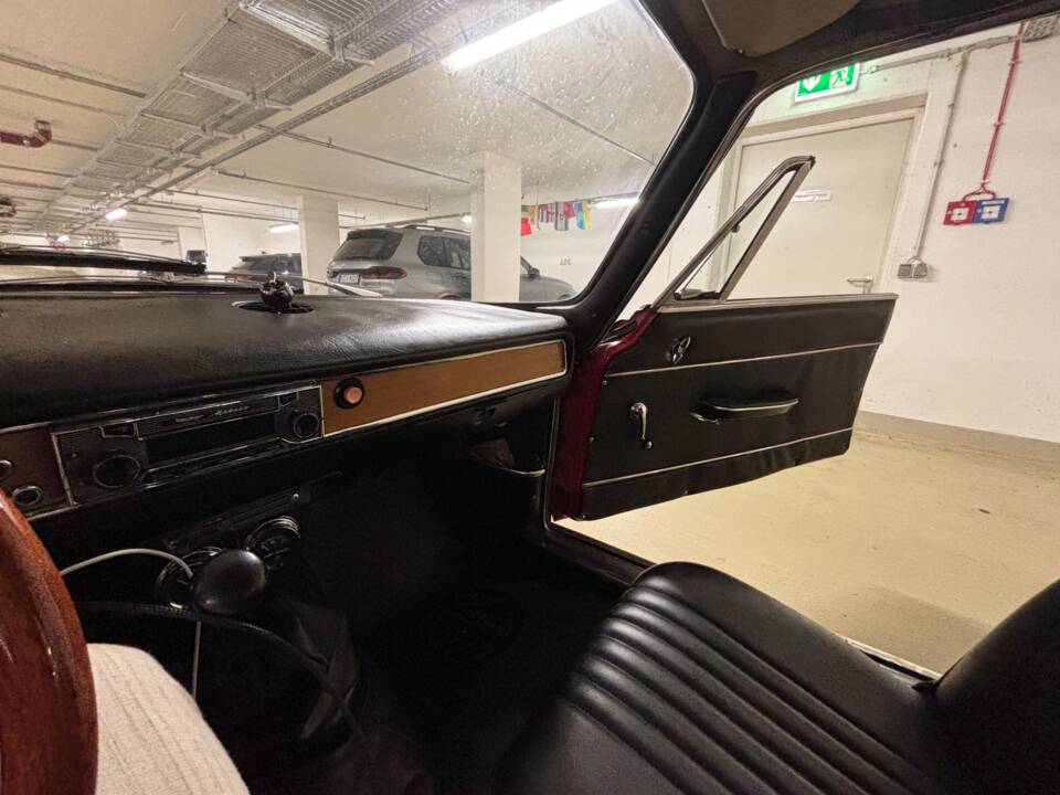 Afbeelding 19/33 van Alfa Romeo Giulia 1600 GT Junior (1972)