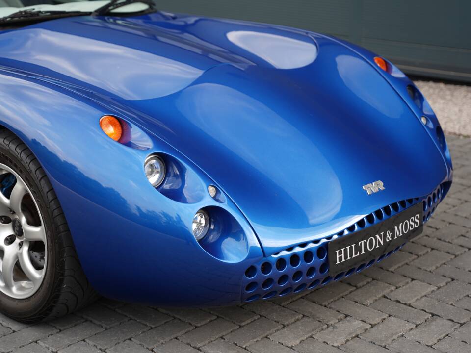 Image 25/50 of TVR Tuscan S (2000)