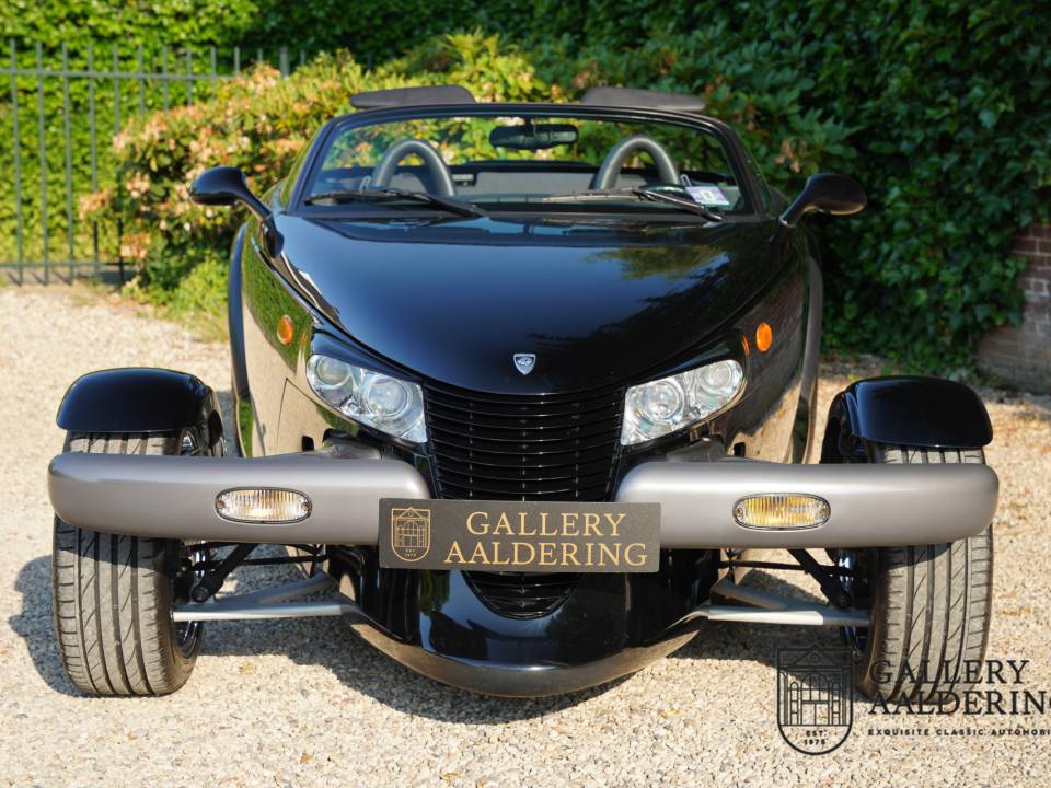 Image 27/50 of Plymouth Prowler (1999)