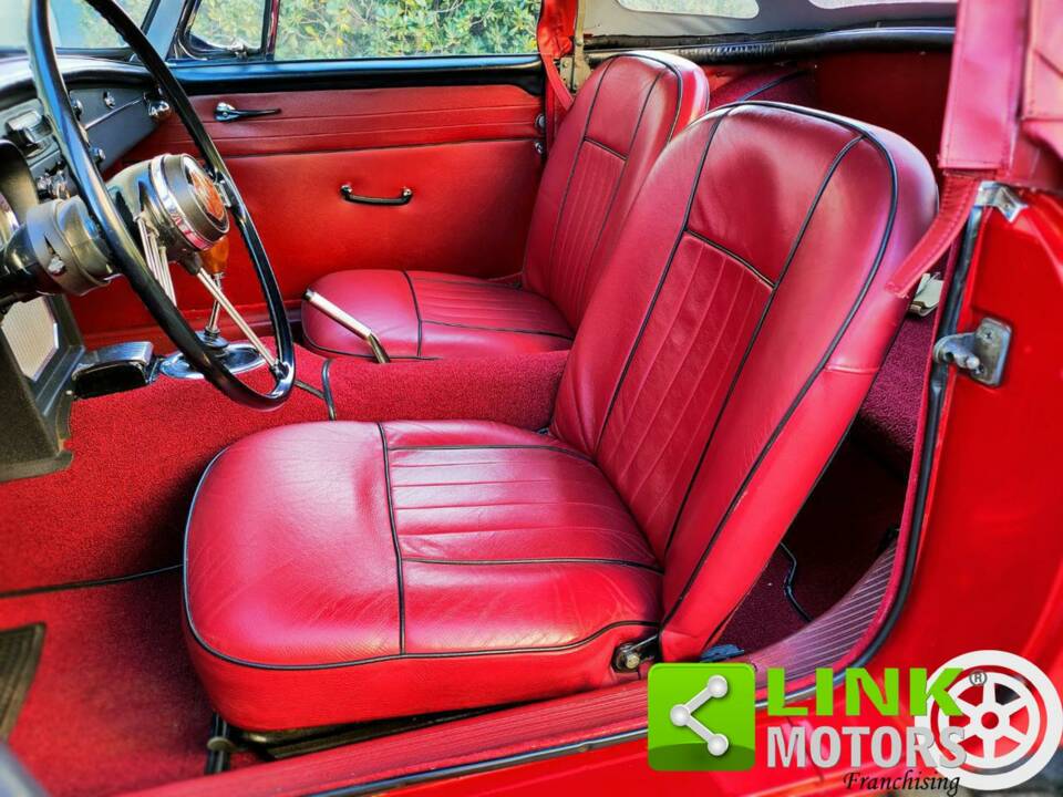 Bild 10/10 von MG MGB (1963)