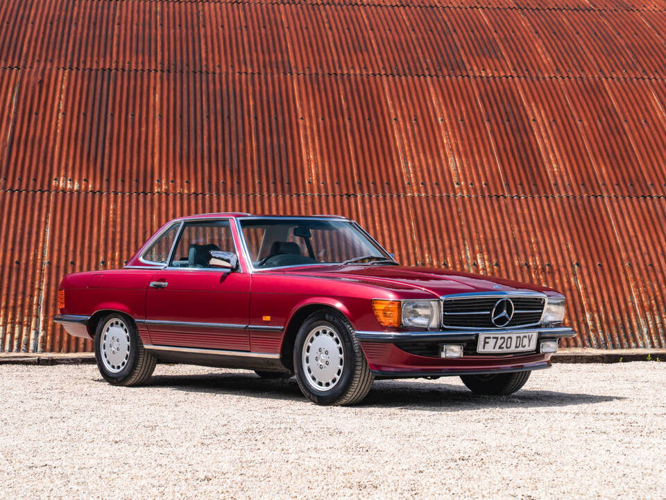 Immagine 10/36 di Mercedes-Benz 300 SL (1989)