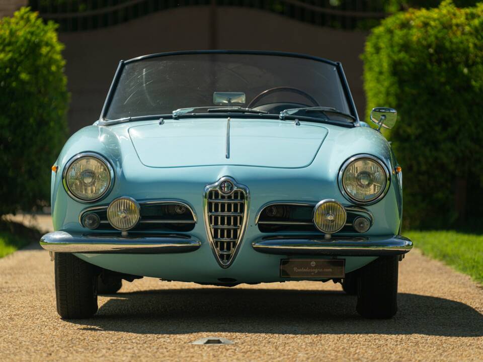 Image 3/50 de Alfa Romeo Giulietta Spider (1957)