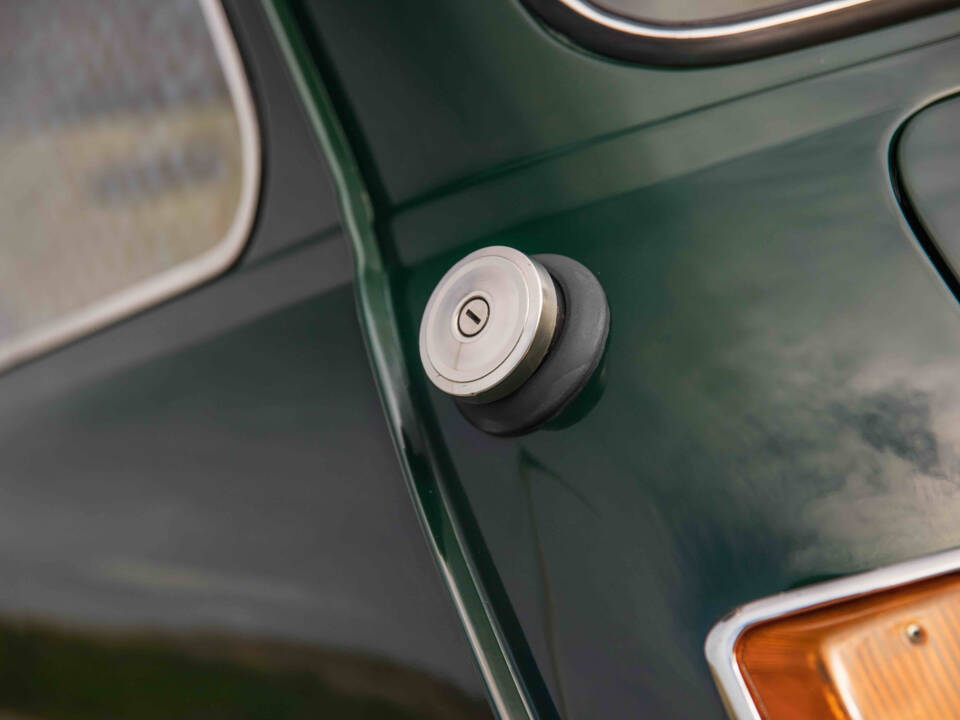 Immagine 16/47 di Austin Mini Cooper 1000 (1969)