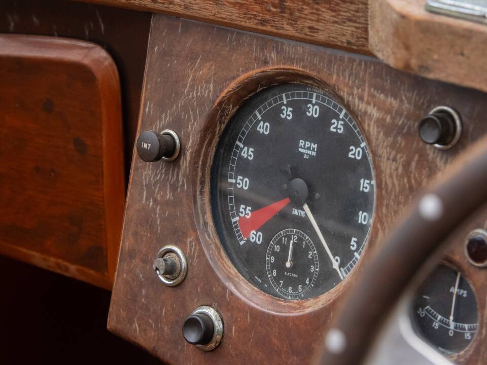 Image 19/46 of Jaguar XK 120 DHC (1954)