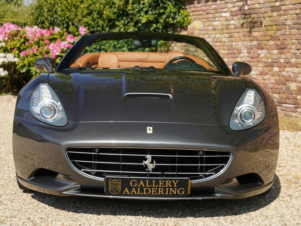 Bild 4/50 von Ferrari California (2010)