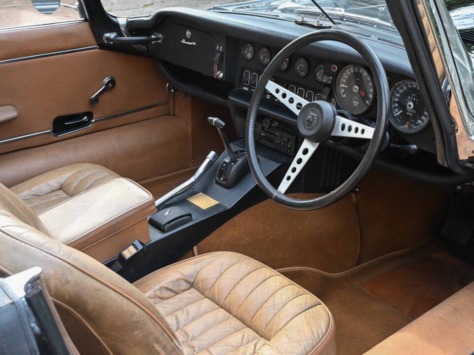 Bild 4/50 von Jaguar E-Type V12 (1974)