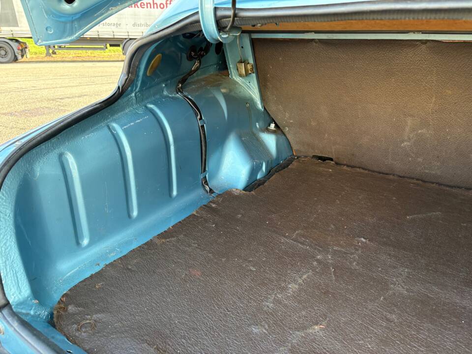 Bild 23/27 von Saab 96 GL V4 (1979)