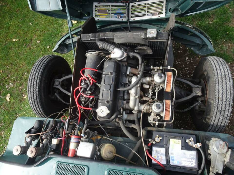 Image 16/49 of Triumph Spitfire Mk II (1965)