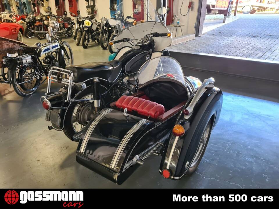 Immagine 6/15 di BMW DUMMY (1963)