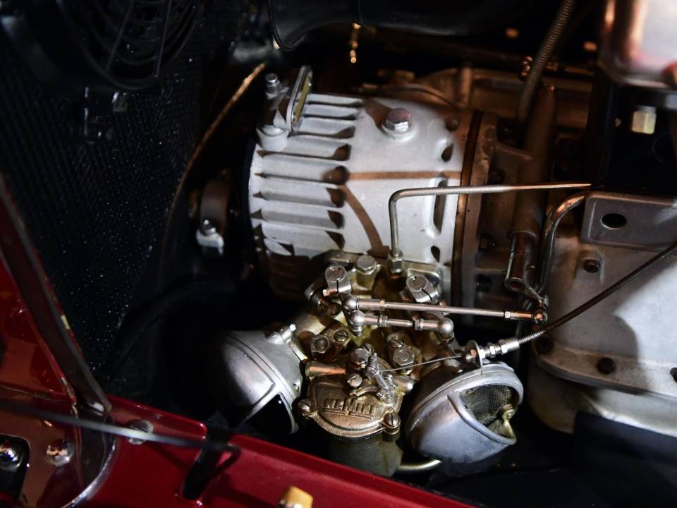 Image 21/37 of Alfa Romeo 6C 1750 Gran Turismo Compressore (1932)