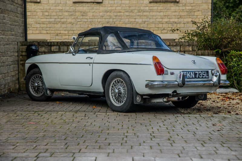 Immagine 11/50 di MG MGB (1972)