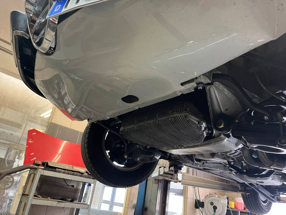 Immagine 77/88 di Alfa Romeo 1750 Spider Veloce (1971)