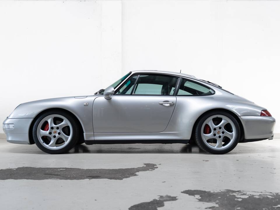 Bild 4/39 von Porsche 911 Carrera 4S (1997)