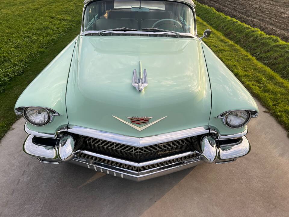 Image 10/83 of Cadillac 62 Convertible (1956)