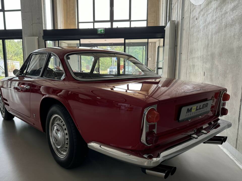 Bild 4/30 von Maserati 3500 GTI Touring (1962)