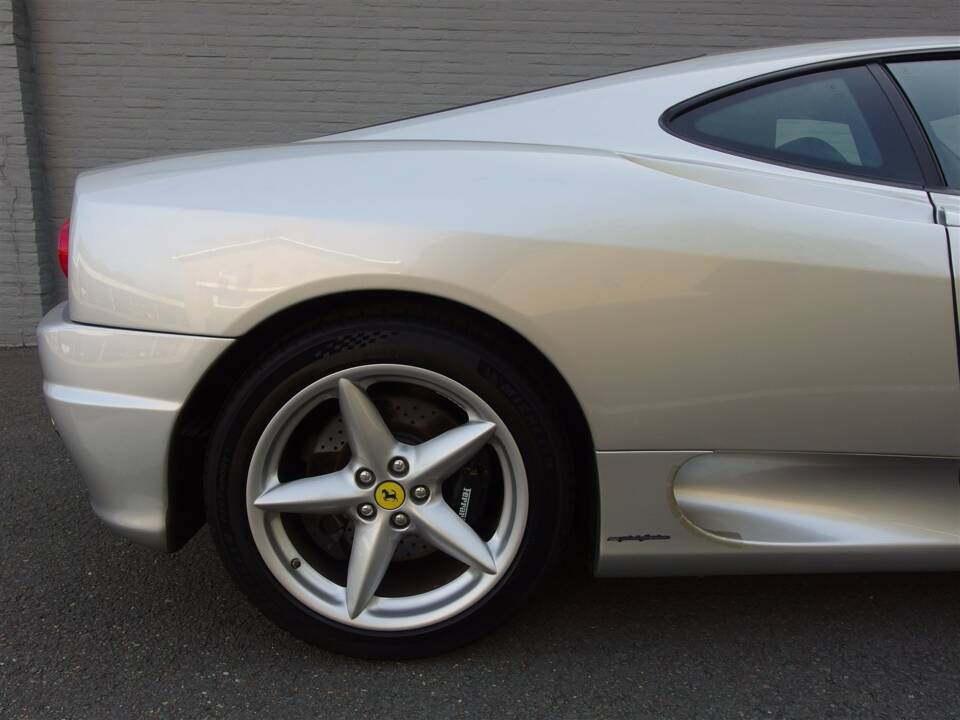 Afbeelding 26/99 van Ferrari 360 Modena (2000)