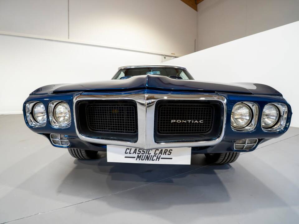 Bild 21/31 von Pontiac Firebird (1969)