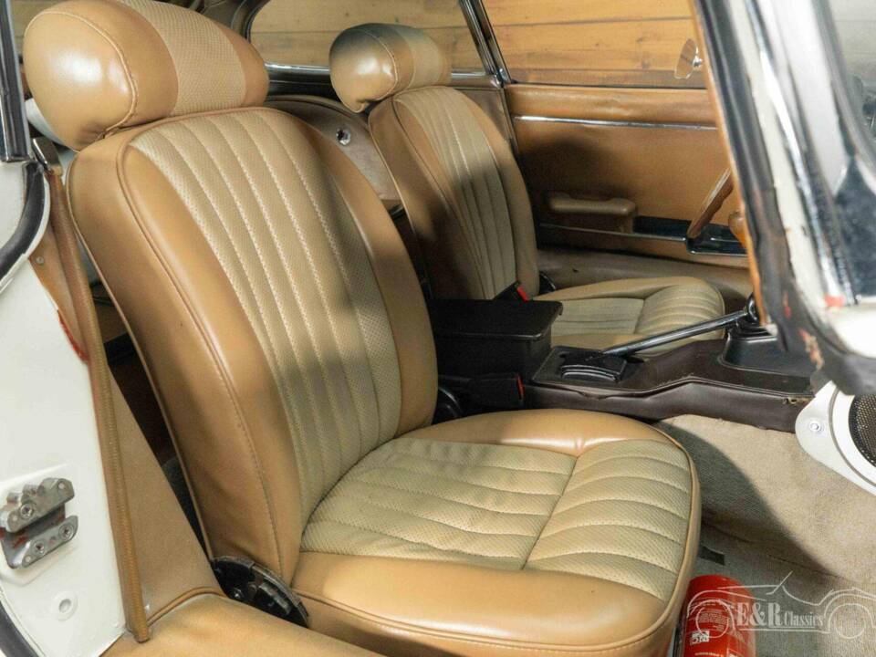 Immagine 7/19 di Jaguar E-Type (1969)