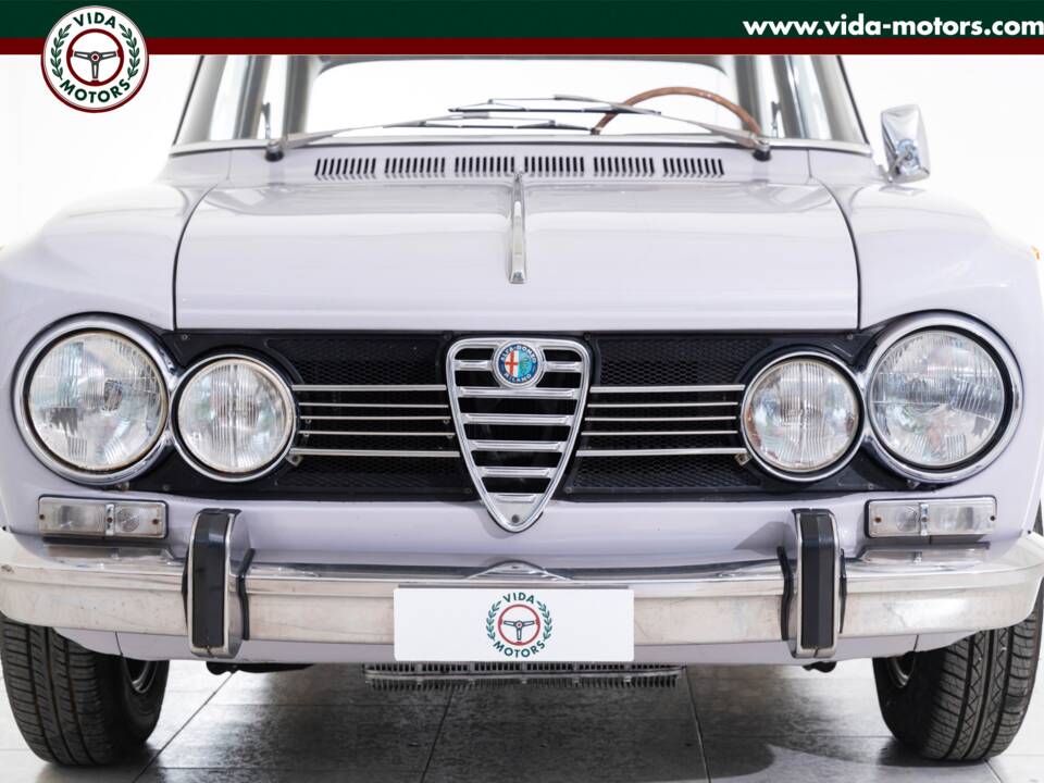 Image 4/15 of Alfa Romeo Giulia 1600 Super Biscione (1969)