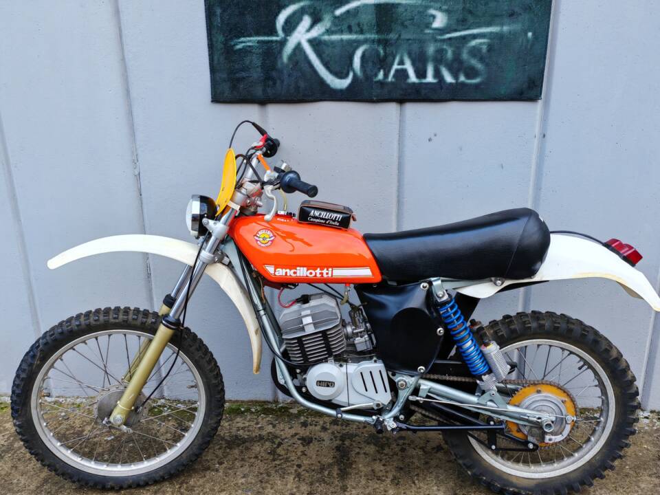 Imagen 1/8 de Ancillotti DUMMY (1978)