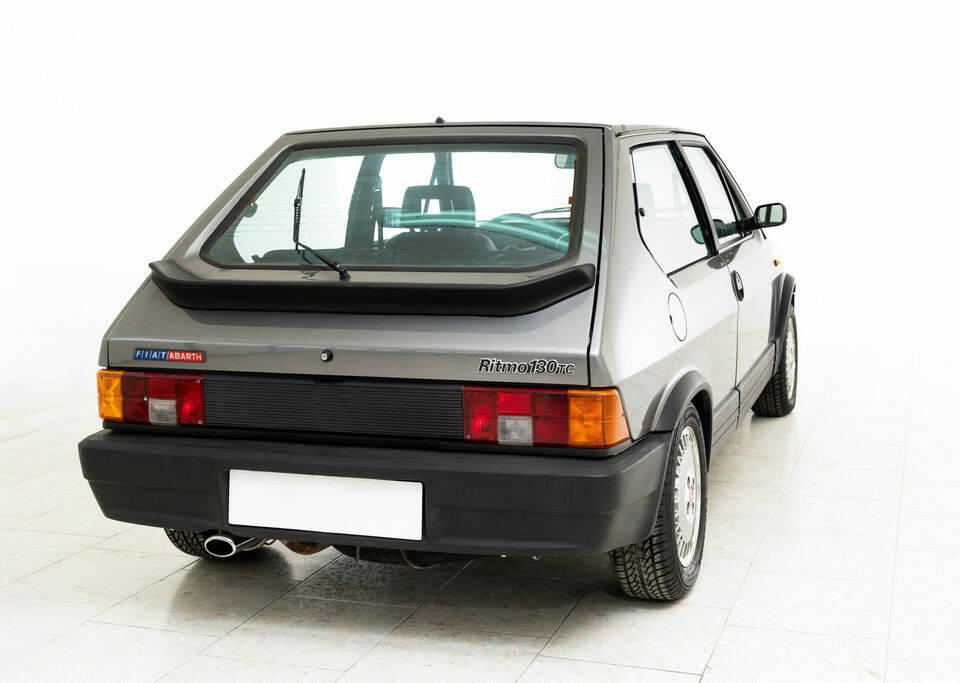 Imagen 2/6 de FIAT Ritmo 130 TC Abarth (1986)