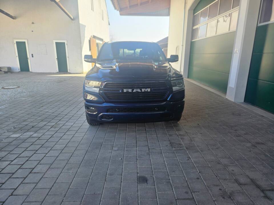 Image 60/69 of Dodge Ram 1500 (2022)