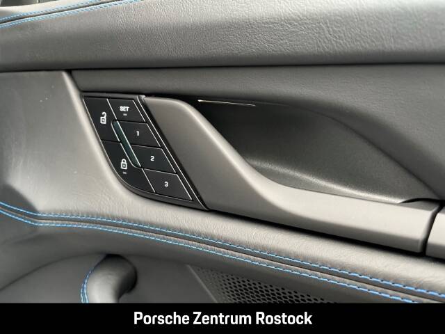 Bild 14/31 von Porsche Taycan 4S (2026)