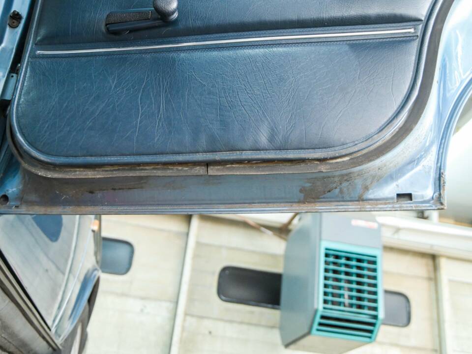 Image 45/50 de Volvo 240 Turbo (1983)