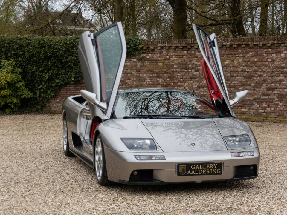 Imagen 8/50 de Lamborghini Diablo VT 6.0 (2001)