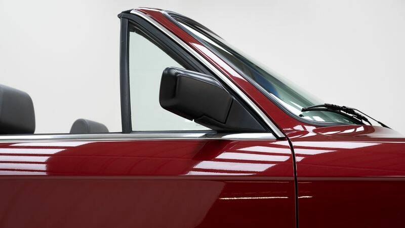 Bild 13/15 von BMW 318i (1992)