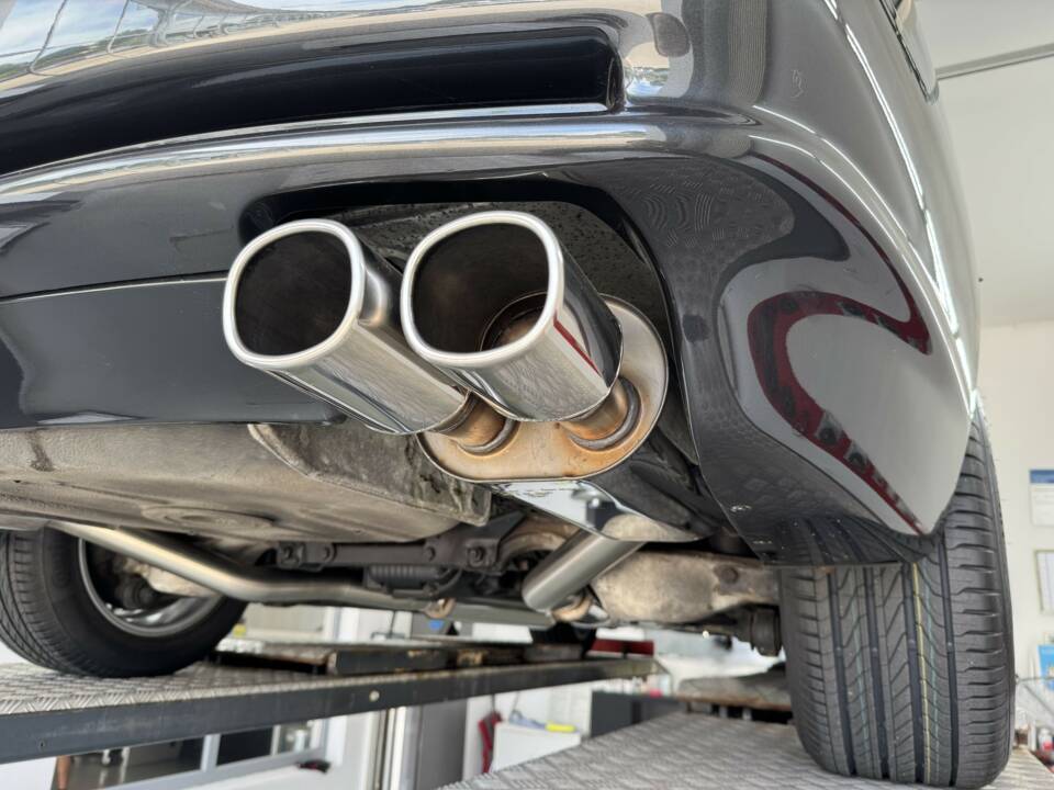 Image 31/37 of BMW 850i (1991)
