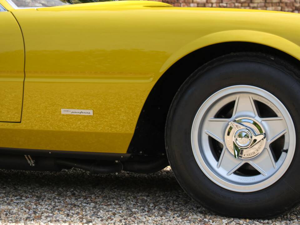 Obraz 43/50 pojazdu Ferrari 365 GTB/4 Daytona (1971)