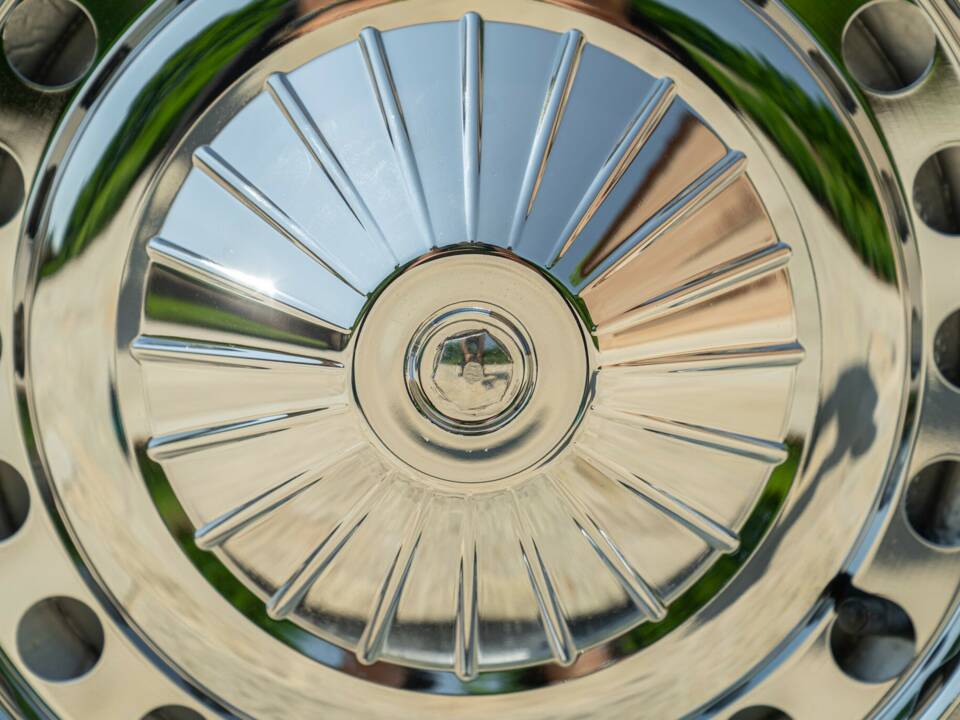 Image 18/50 de Abarth Fiat 595 (1969)