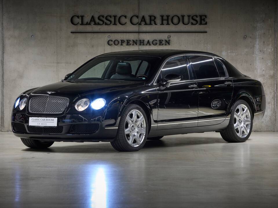 Image 4/100 of Bentley Continental Flying Spur (2008)