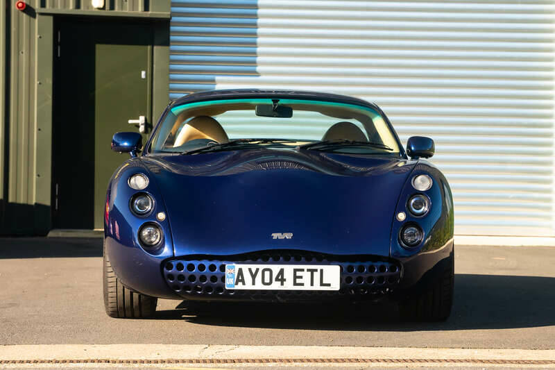 Image 8/35 of TVR Tuscan S (2004)