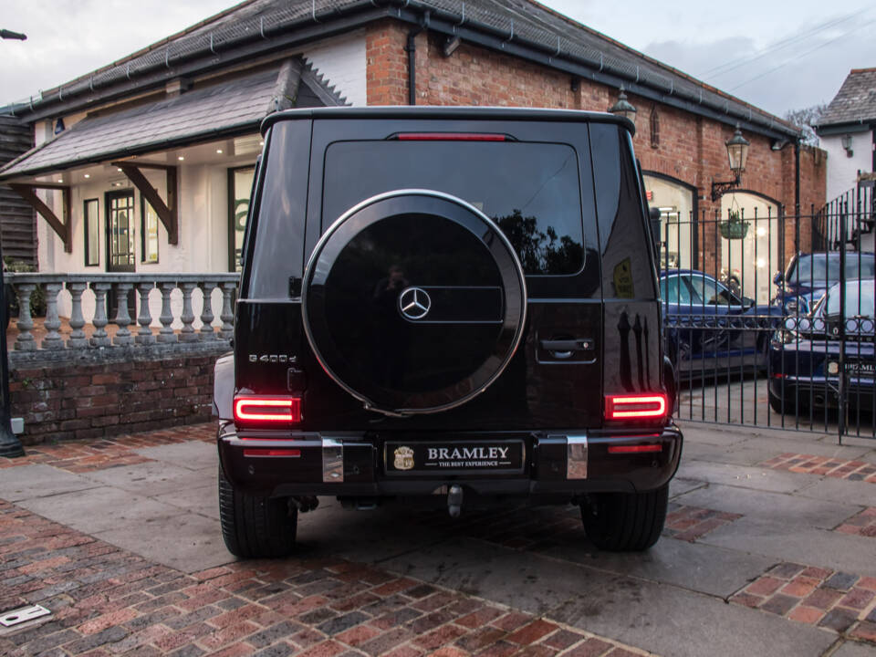 Image 6/22 of Mercedes-Benz G 400 d (LWB) (2022)