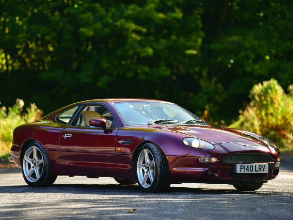 Obraz 23/50 pojazdu Aston Martin DB 7 (1997)