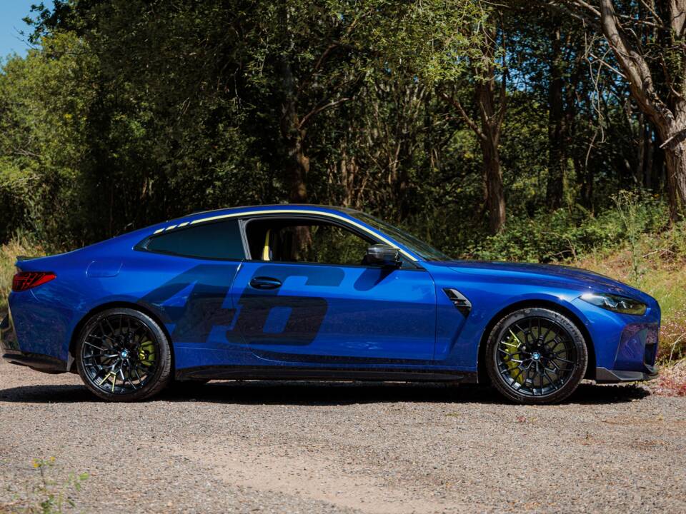 Image 8/46 of BMW M4 Competition xDrive (2025)