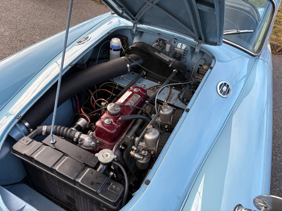 Image 11/22 of MG MGA 1500 (1958)