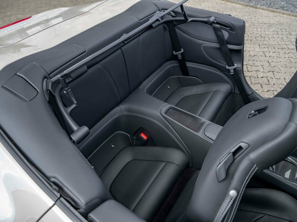 Image 22/44 of Ferrari Portofino M (2022)